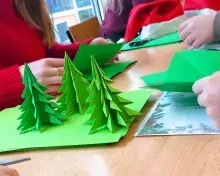 choinki z papieru