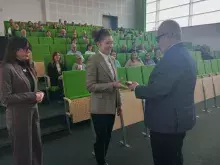 Dziekan wręcza Medale KEN