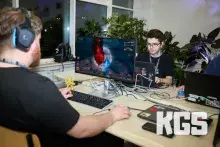 uczestnicy podczas gry