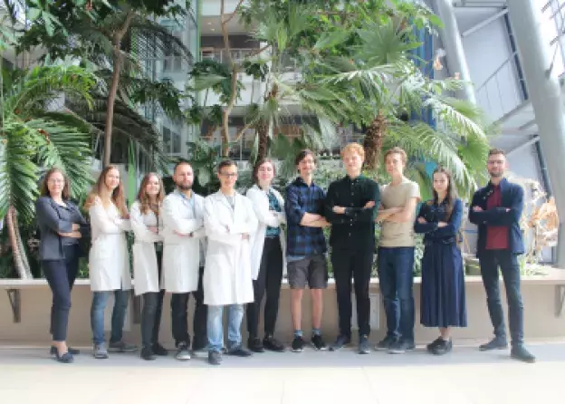 Słownik biologiczny - interdyscyplinarna inicjatywa  z udziałem naszych studentów